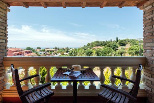 arillasapartmentssmallforbooking-4344