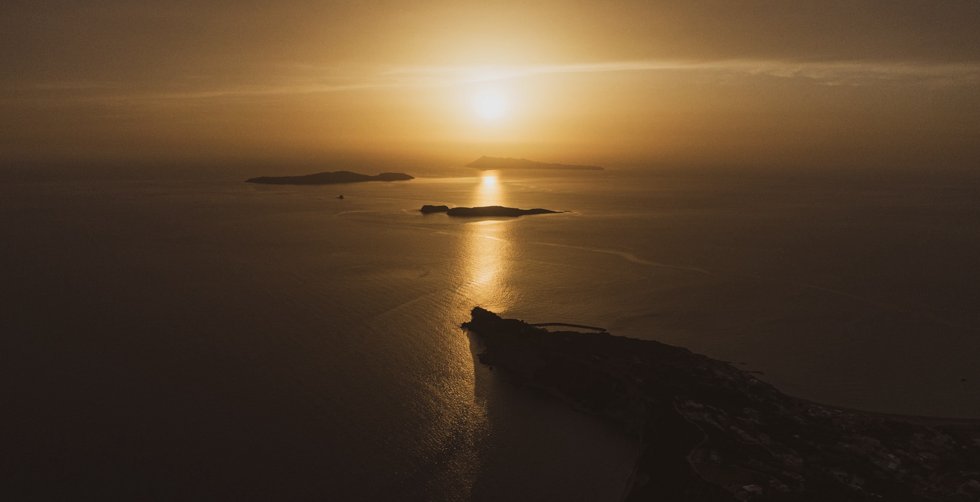 Image of the sunset over Arillas